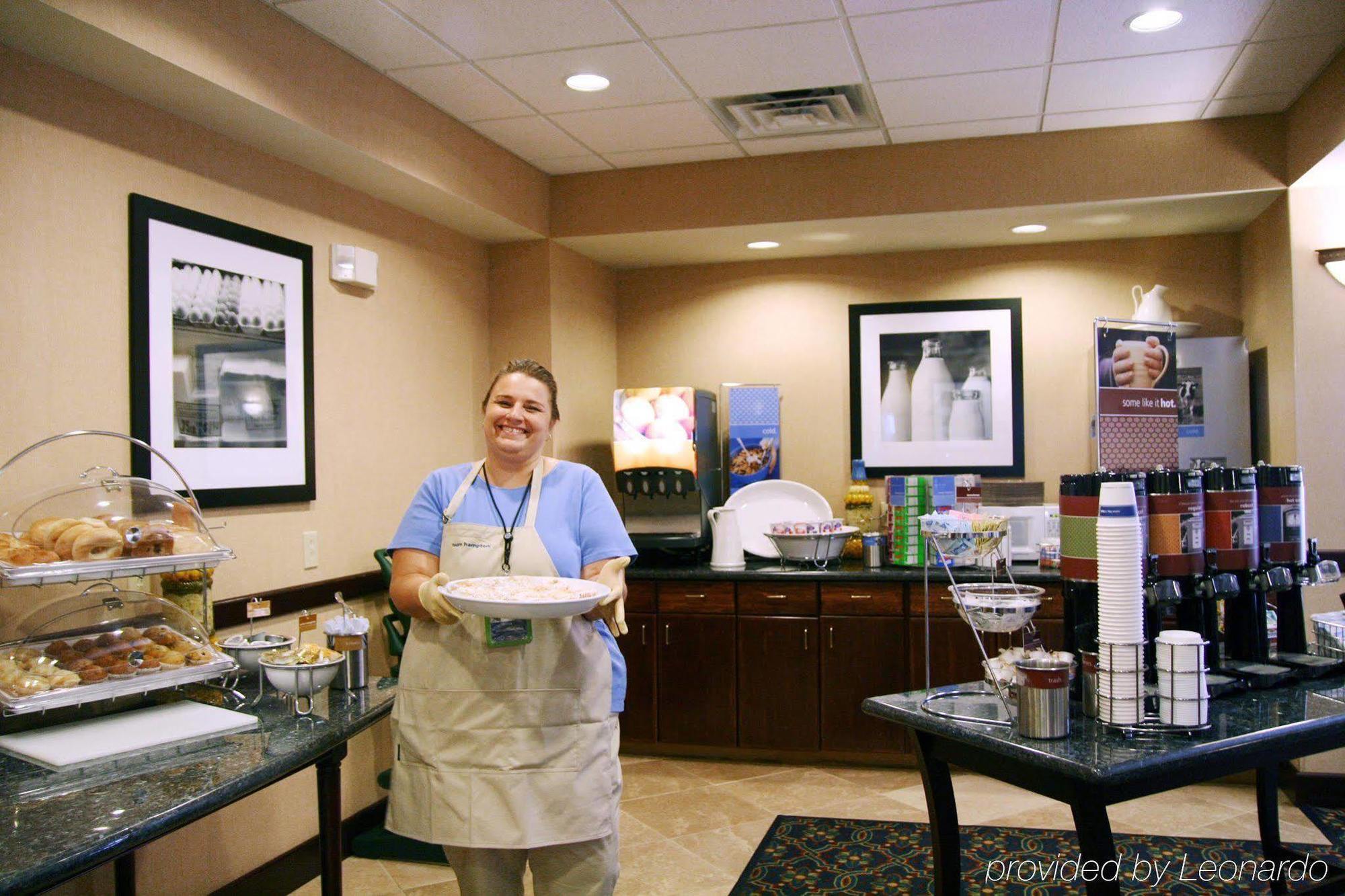 Hampton Inn Maysville Ресторан фото