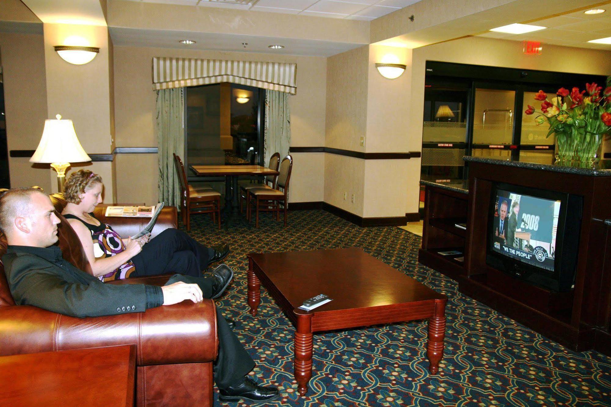 Hampton Inn Maysville Интерьер фото
