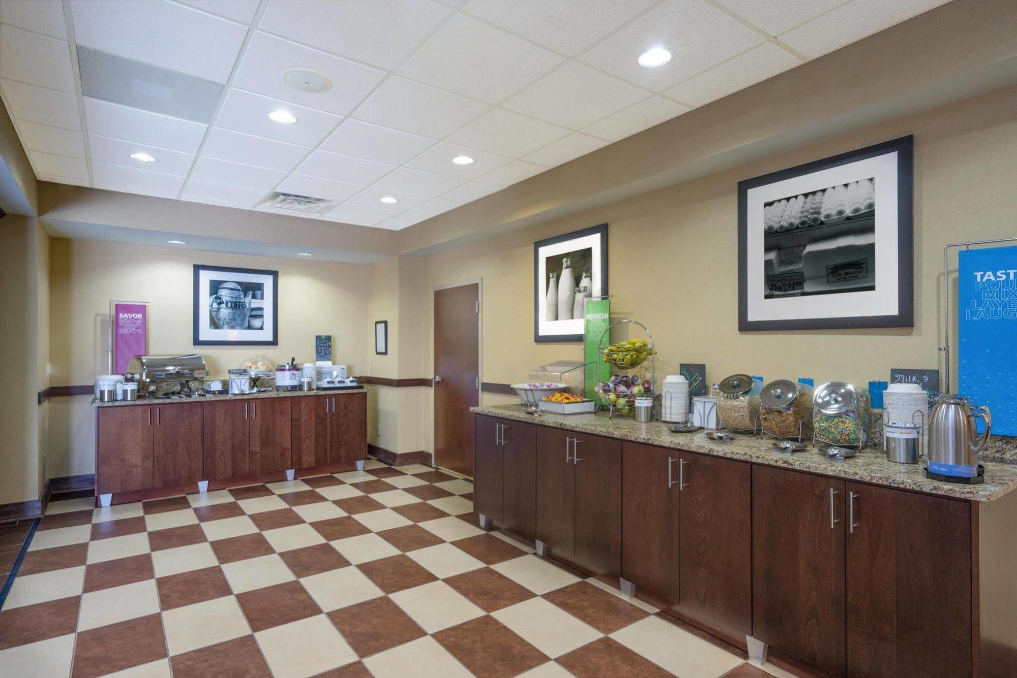 Hampton Inn Maysville Экстерьер фото