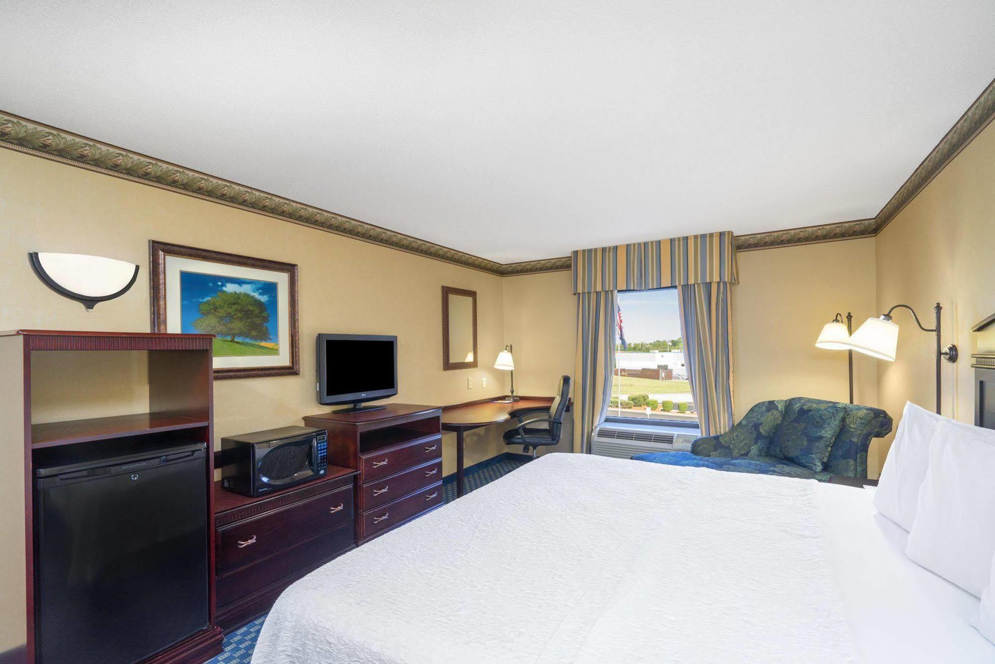 Hampton Inn Maysville Экстерьер фото