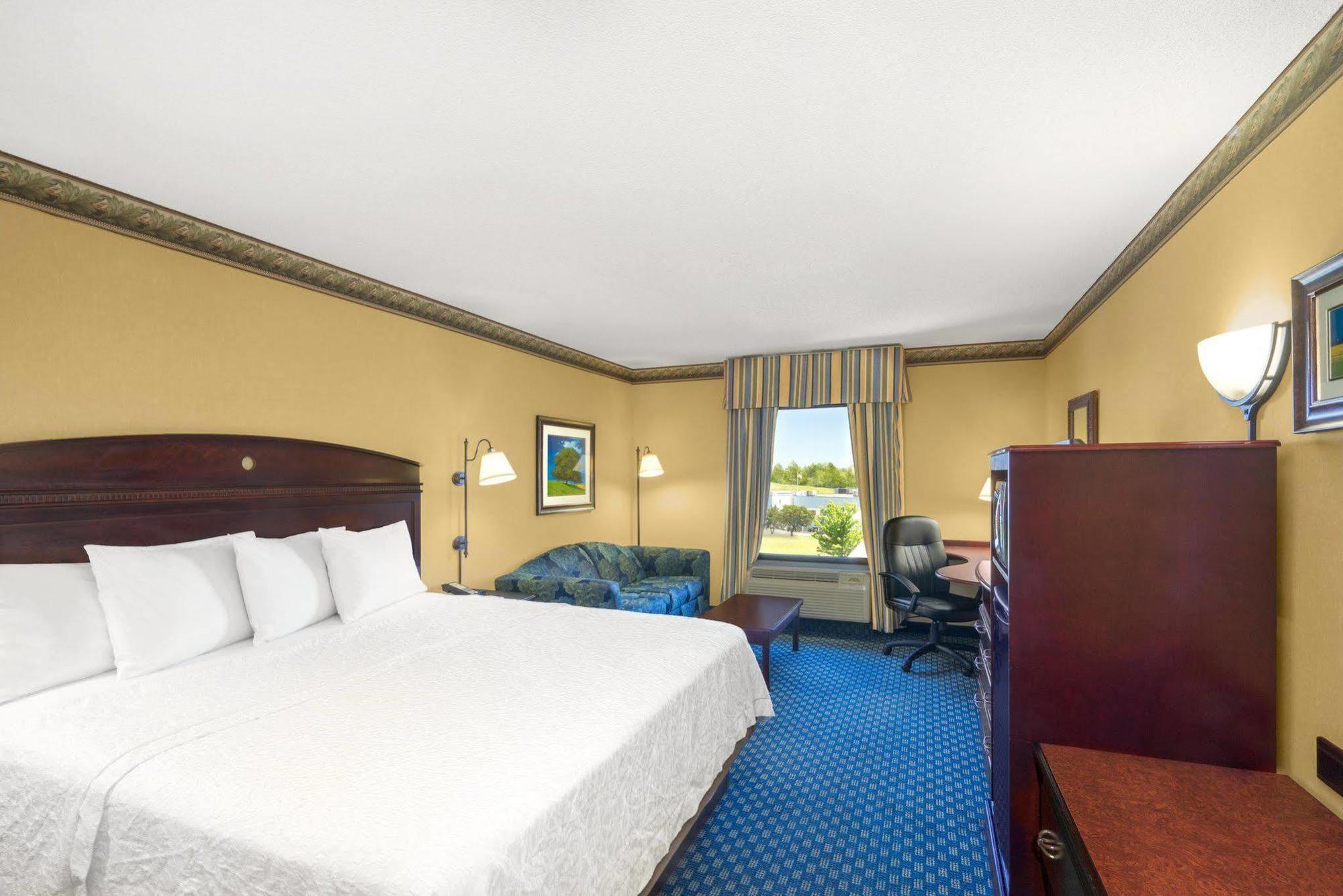 Hampton Inn Maysville Экстерьер фото