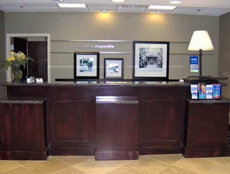 Hampton Inn Maysville Интерьер фото